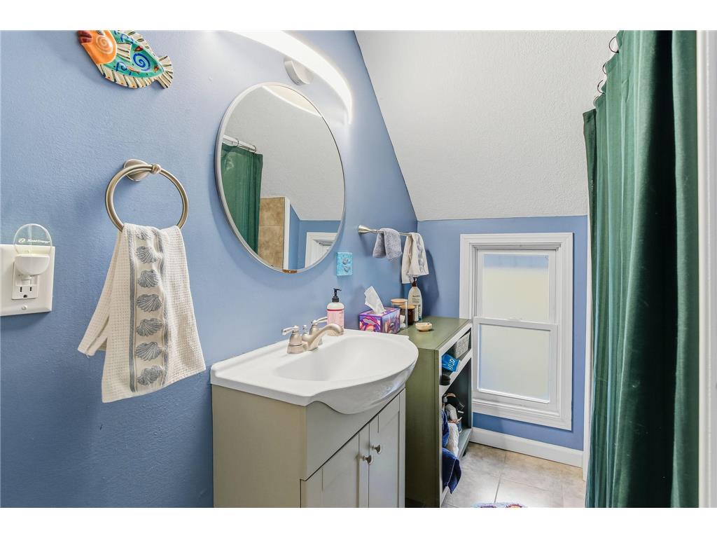 832 Armstrong Avenue Saint Paul MN 55102 7013505 image23