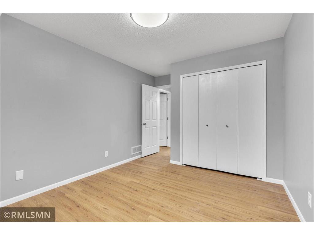 832 Aspen Circle Little Canada MN 55109 7067105 image11