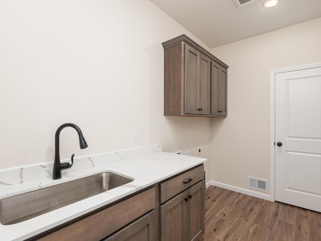 832 Forest Edge Drive Jordan MN 55352 7049659 image28