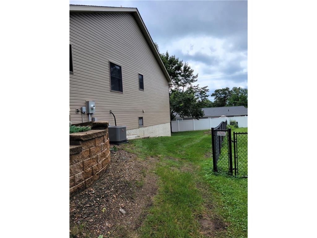 832 Laurel Avenue #Lower Hudson WI 54016 7065540 image5