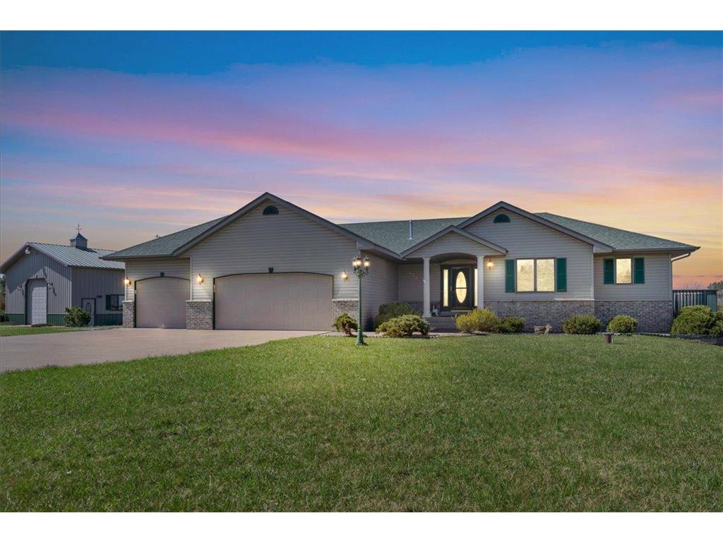 832 Ross Road Hudson WI 54016 6517211 image1