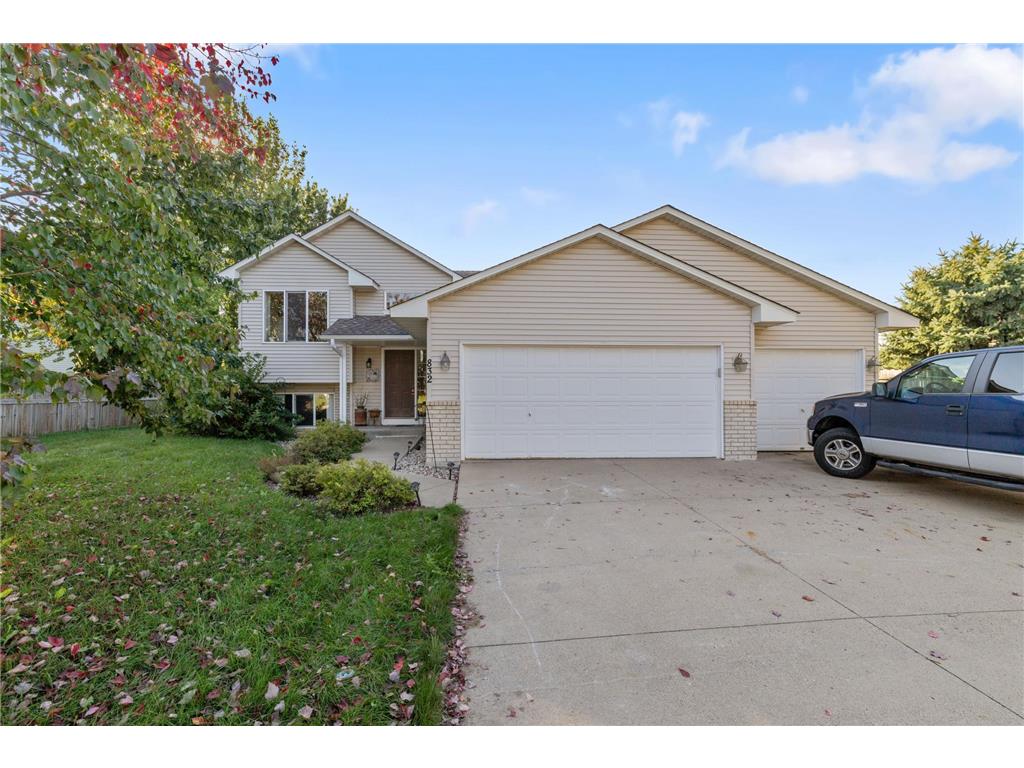 832 S Elm Street Belle Plaine MN 56011 6792032 image1