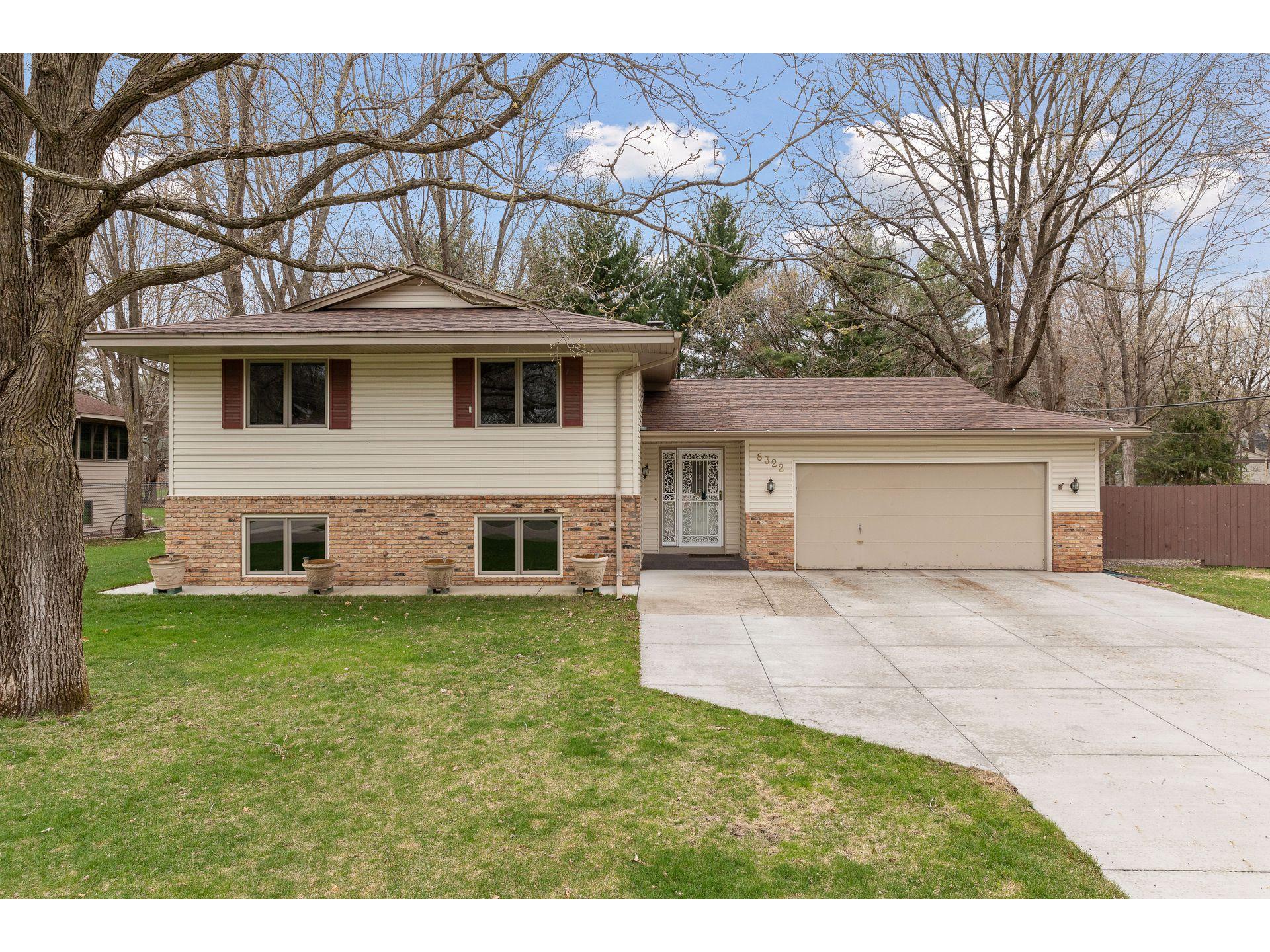 8322 Knollwood Drive Mounds View MN 55112 5741541 image1