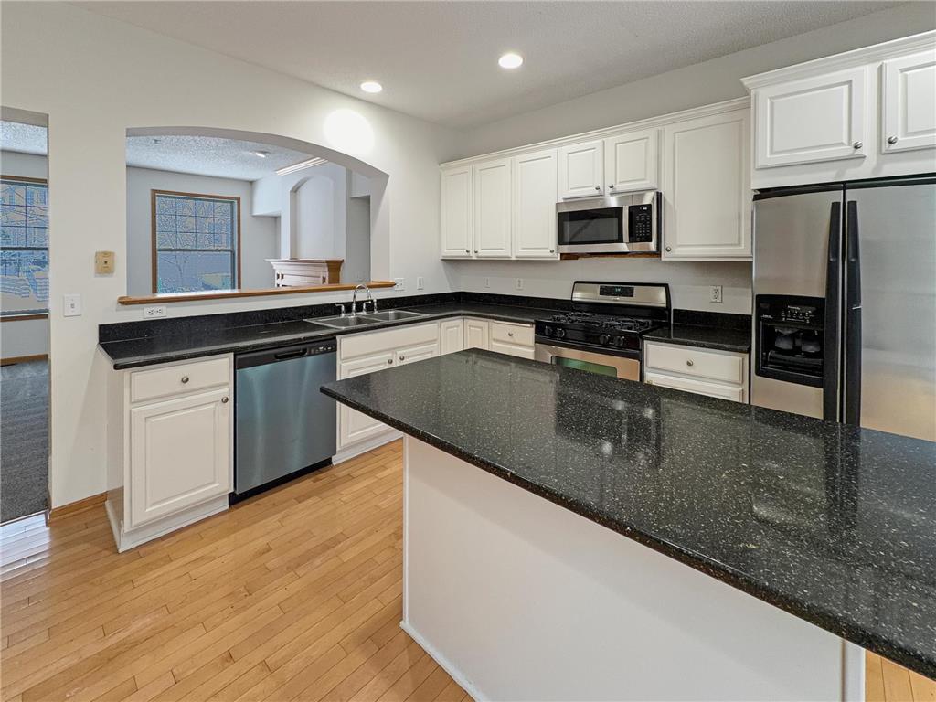 8322 Labont Way Eden Prairie MN 55344 6826103 image2