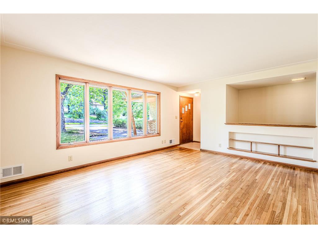 8324 62nd Avenue N Brooklyn Park MN 55428 7085087 image18