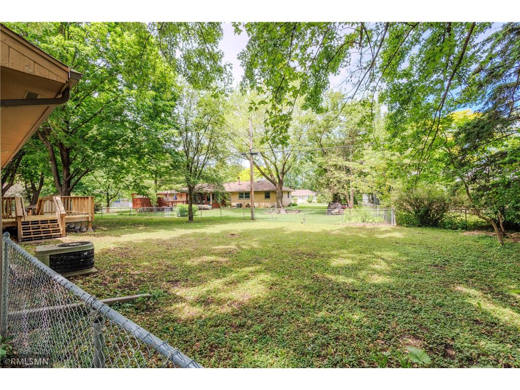 8324 62nd Avenue N Brooklyn Park MN 55428 7085087 image52