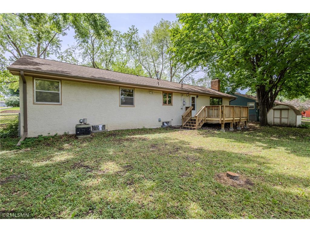8324 62nd Avenue N Brooklyn Park MN 55428 7085087 image6
