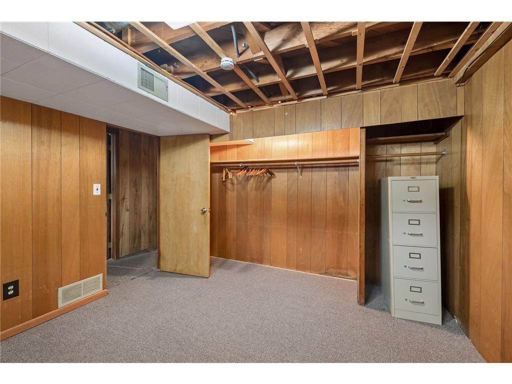8327 2nd Avenue Bloomington MN 55420 7071269 image19