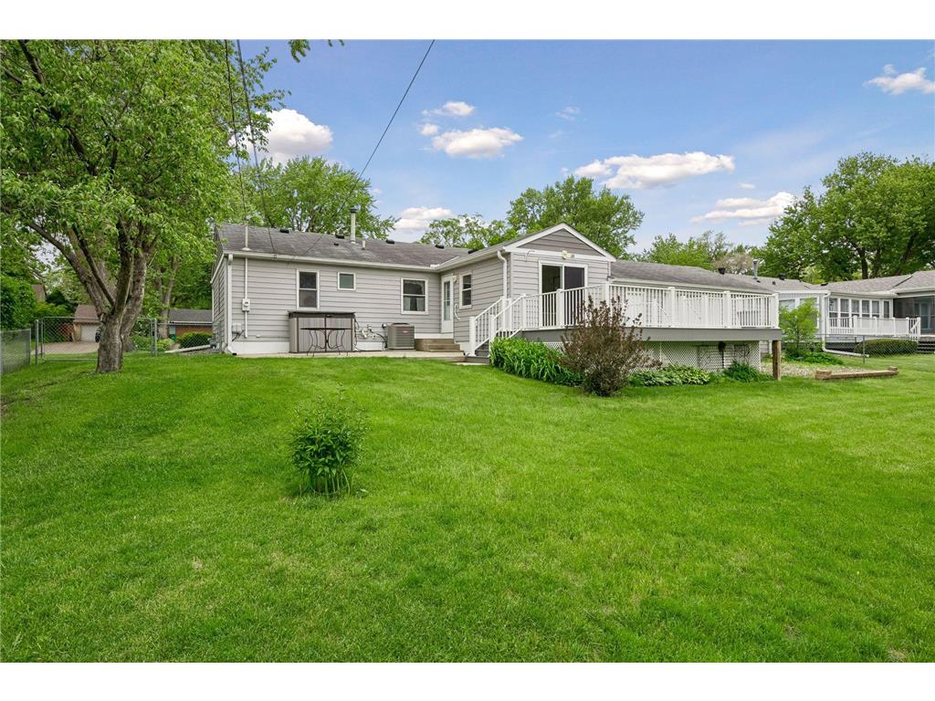 8327 2nd Avenue Bloomington MN 55420 7071269 image23