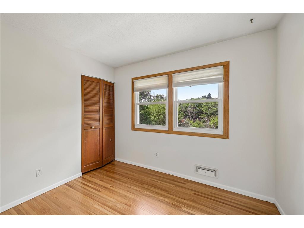 8328 Ewing Road Bloomington MN 55431 7068665 image20