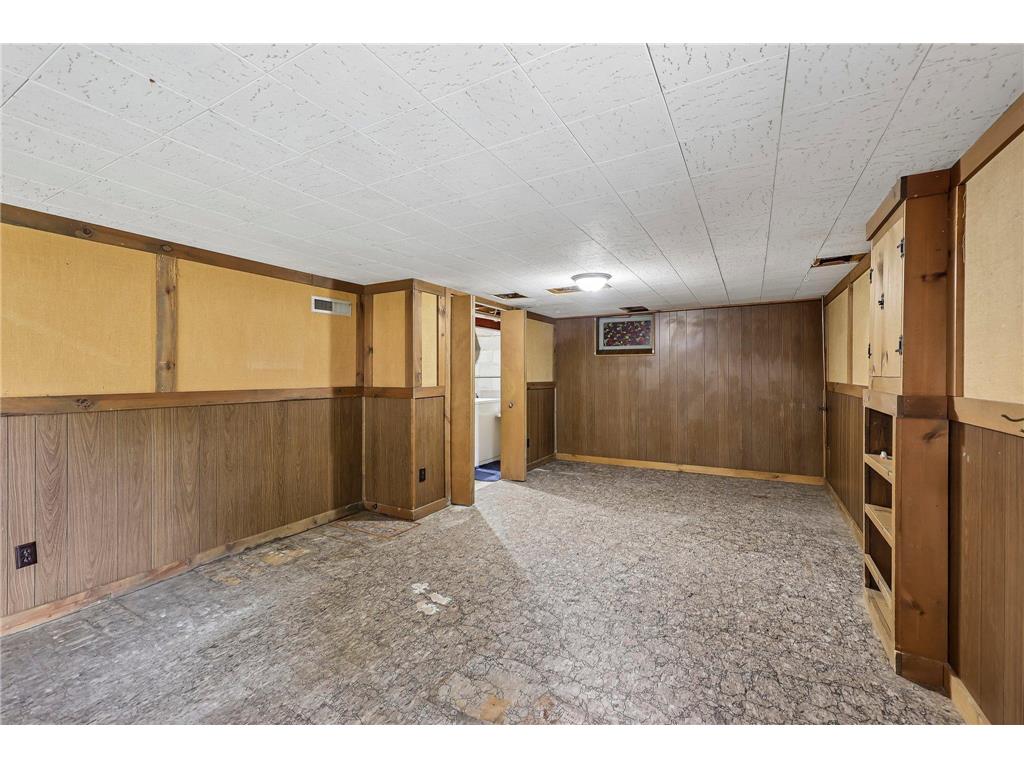 8328 Ewing Road Bloomington MN 55431 7068665 image30