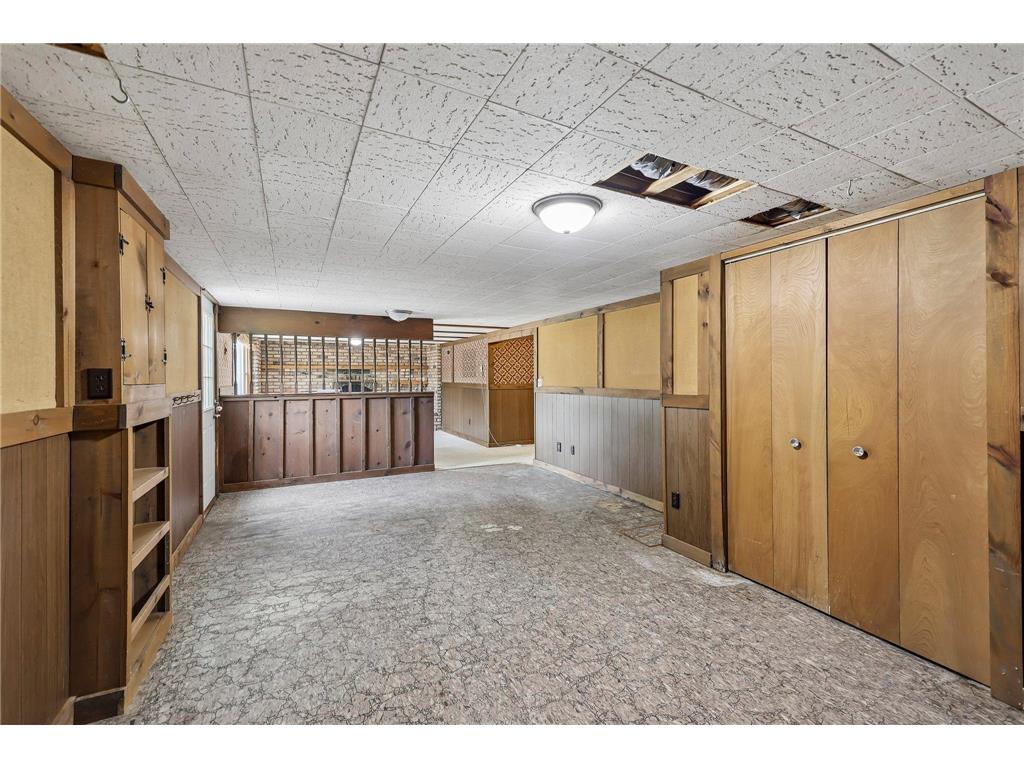 8328 Ewing Road Bloomington MN 55431 7068665 image31