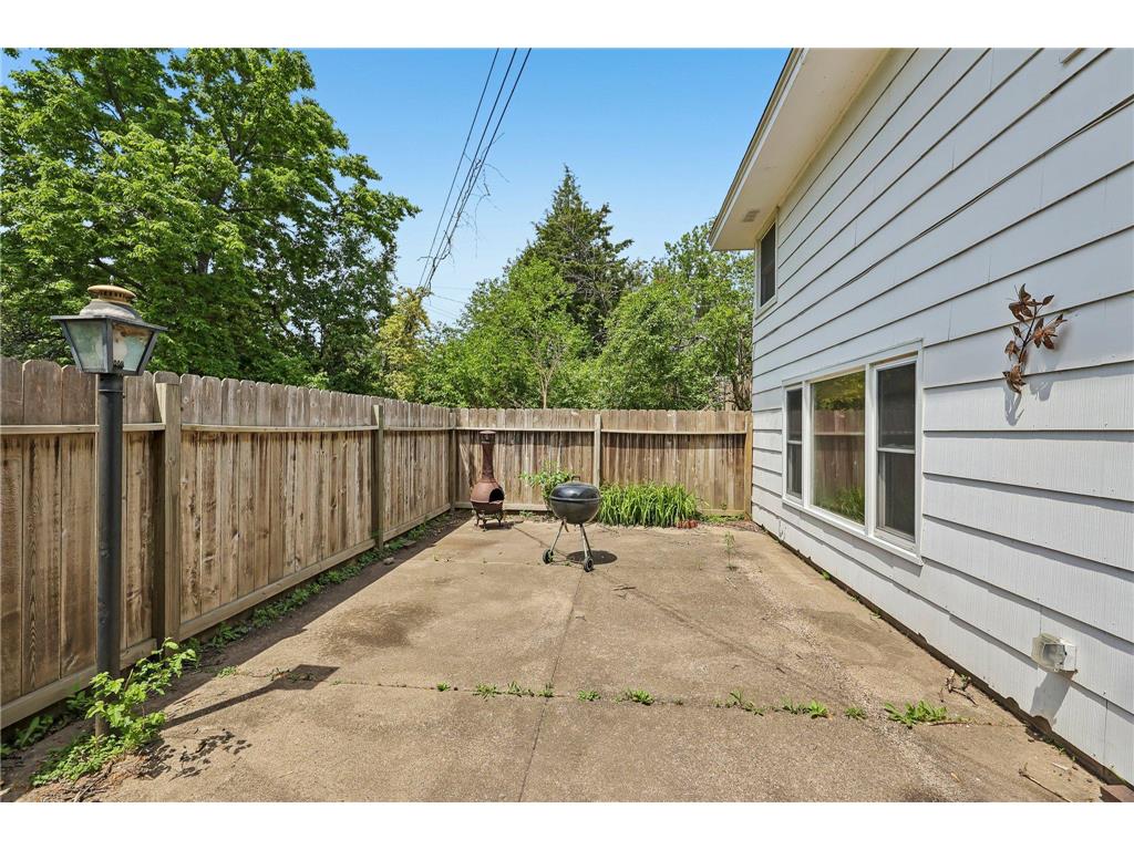 8328 Ewing Road Bloomington MN 55431 7068665 image44
