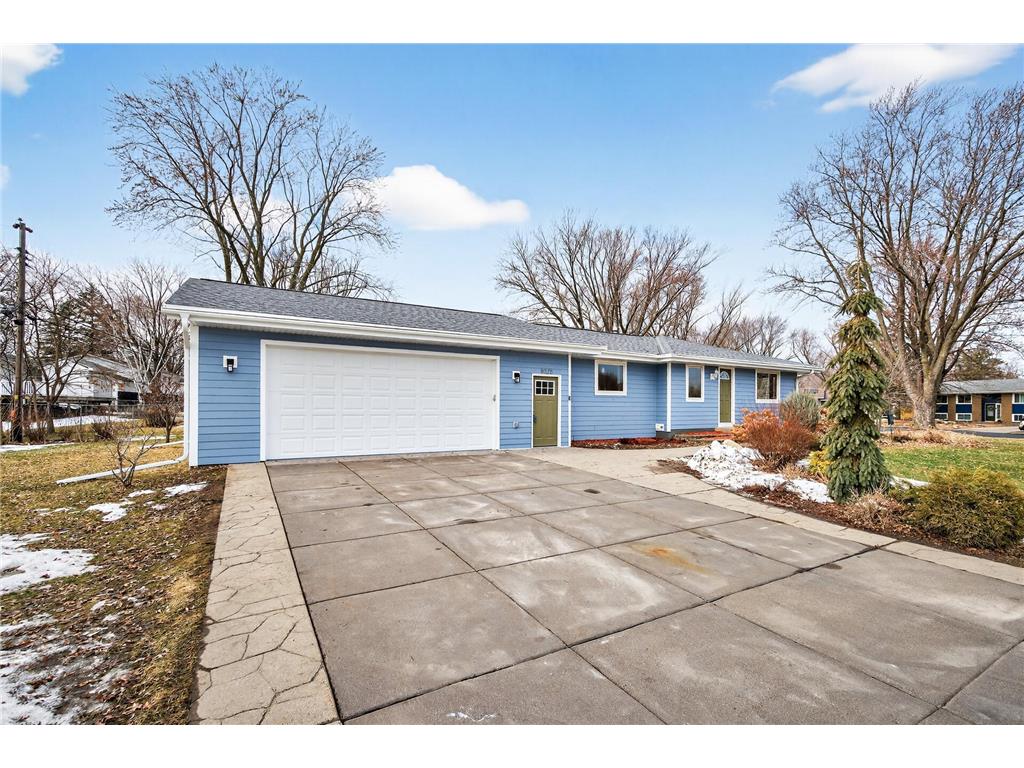 8328 Johnson Circle Bloomington MN 55437 7039300 image2