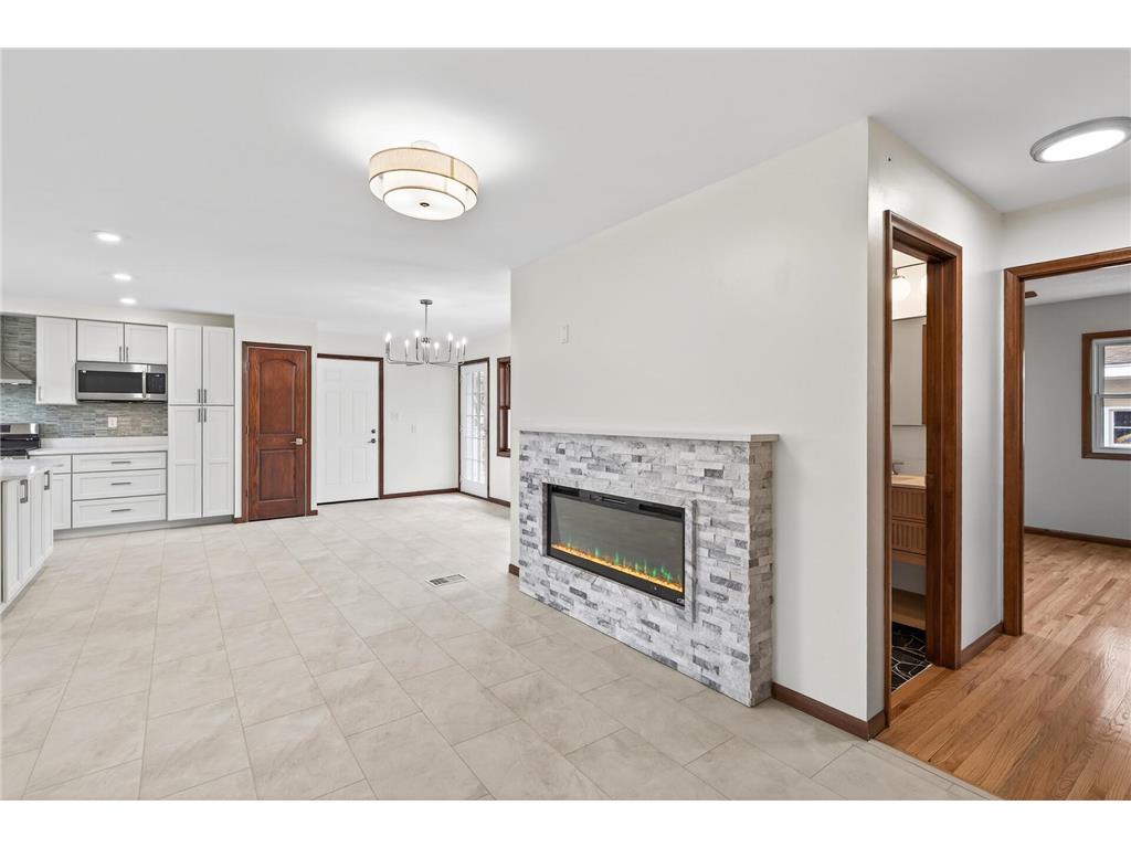 8328 Johnson Circle Bloomington MN 55437 7039300 image6