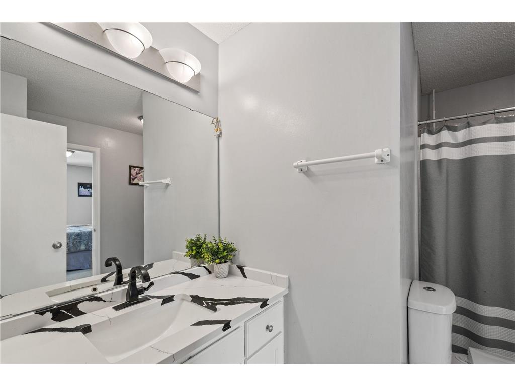 833 102nd Lane NE Blaine MN 55434 7000804 image19