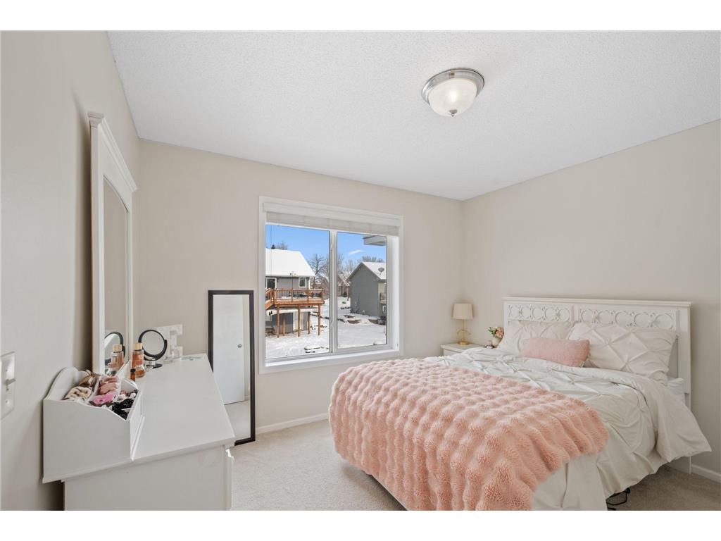 833 102nd Lane NE Blaine MN 55434 7000804 image20