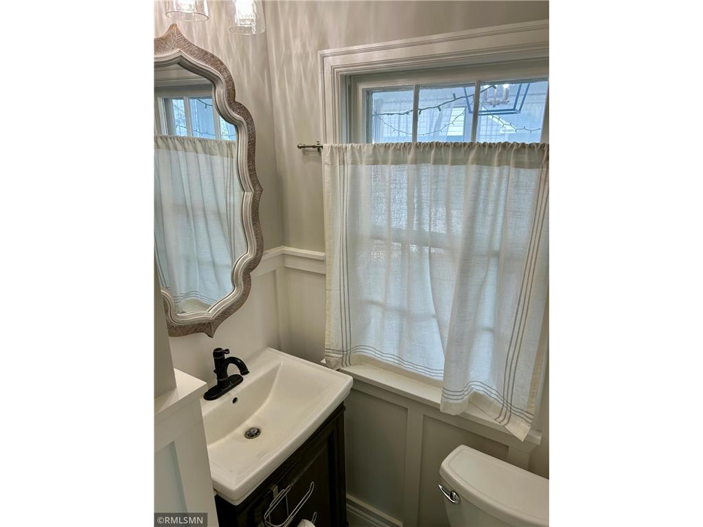 833 10th Street NW Rochester MN 55901 7051940 image9