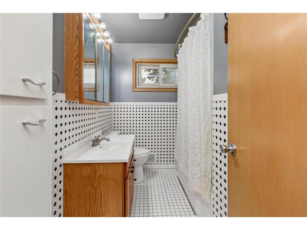 833 9th Avenue SW Faribault MN 55021 7083386 image14