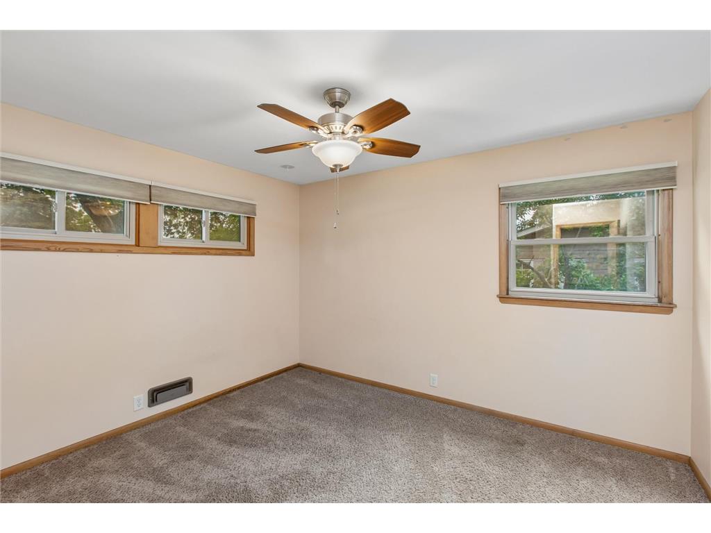 833 9th Avenue SW Faribault MN 55021 7083386 image16