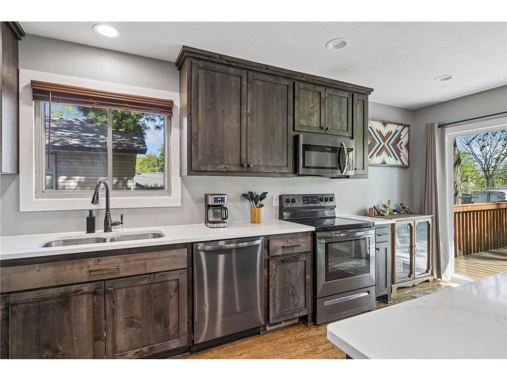 833 Oriole Drive Apple Valley MN 55124 7074158 image10