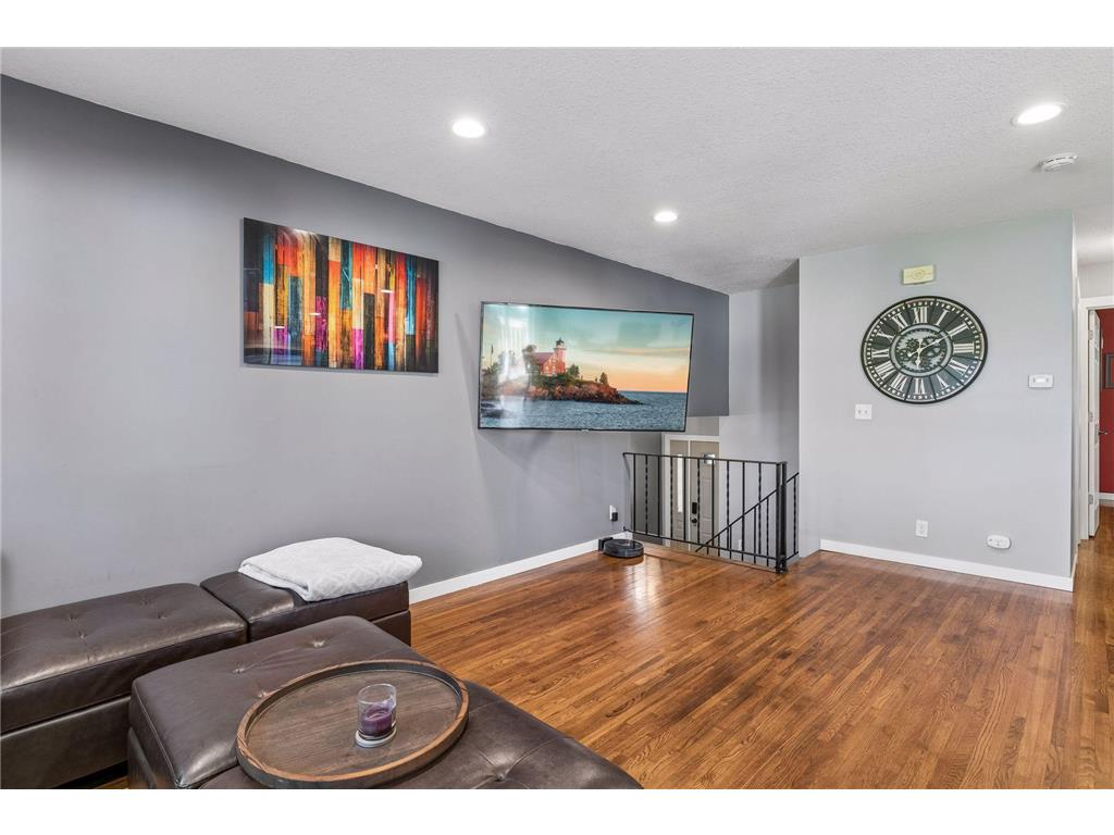 833 Oriole Drive Apple Valley MN 55124 7074158 image16