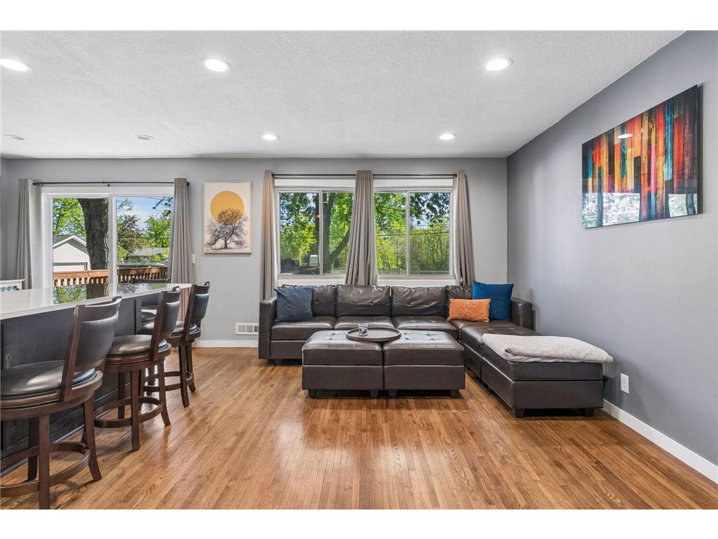 833 Oriole Drive Apple Valley MN 55124 7074158 image18