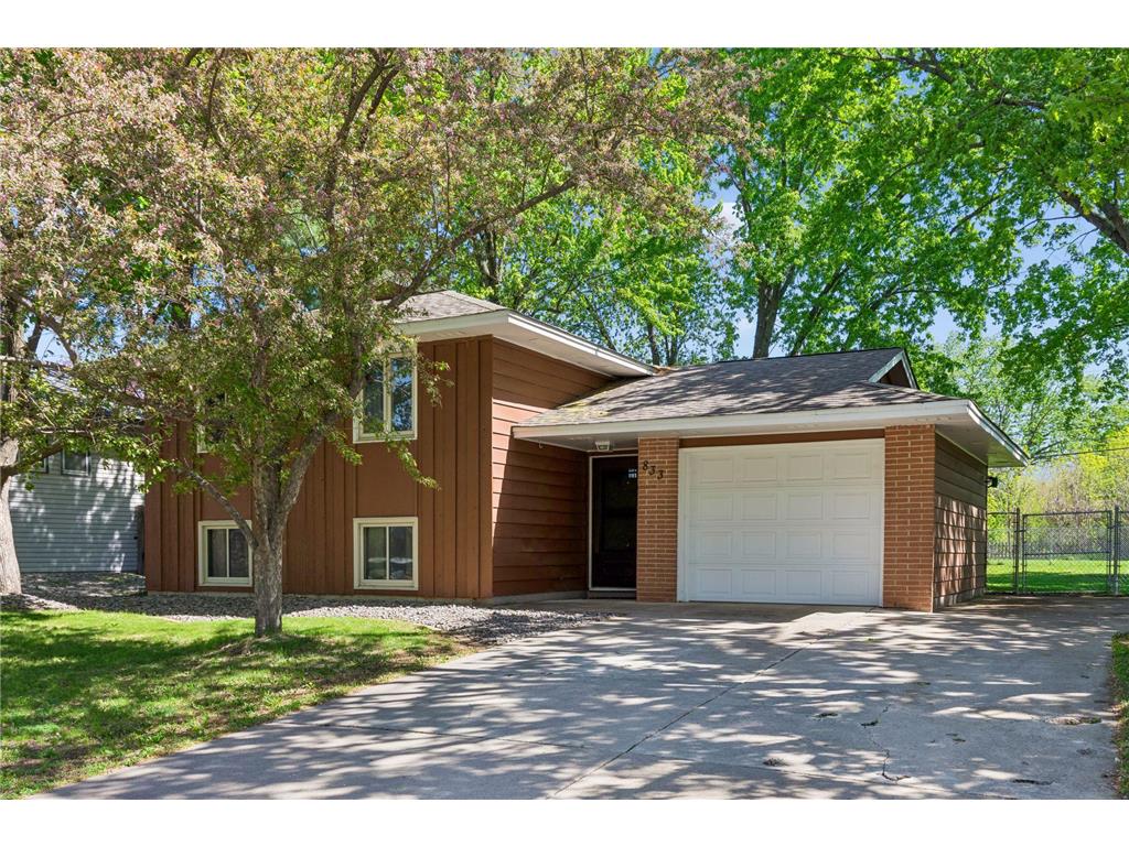 833 Oriole Drive Apple Valley MN 55124 7074158 image2