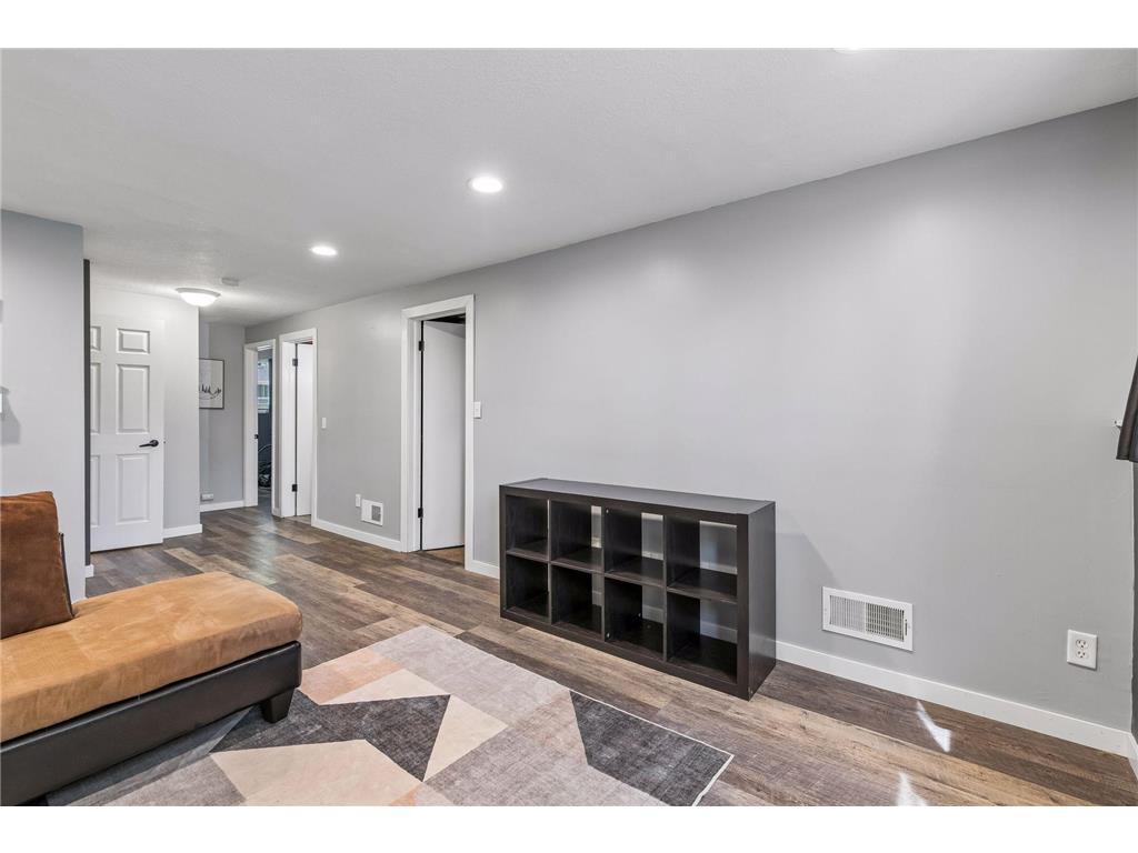 833 Oriole Drive Apple Valley MN 55124 7074158 image28