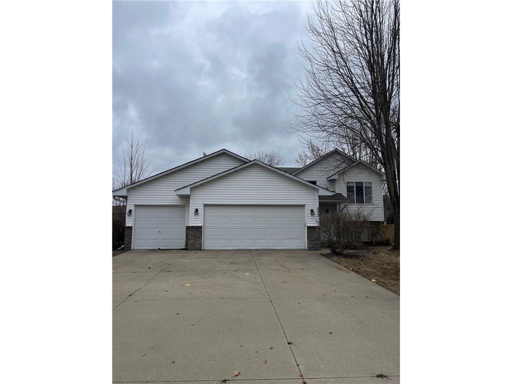 833 S Walnut Street Belle Plaine MN 56011 7040437 image1