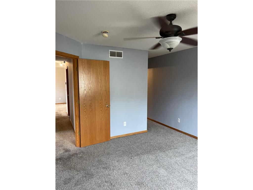833 S Walnut Street Belle Plaine MN 56011 7040437 image7