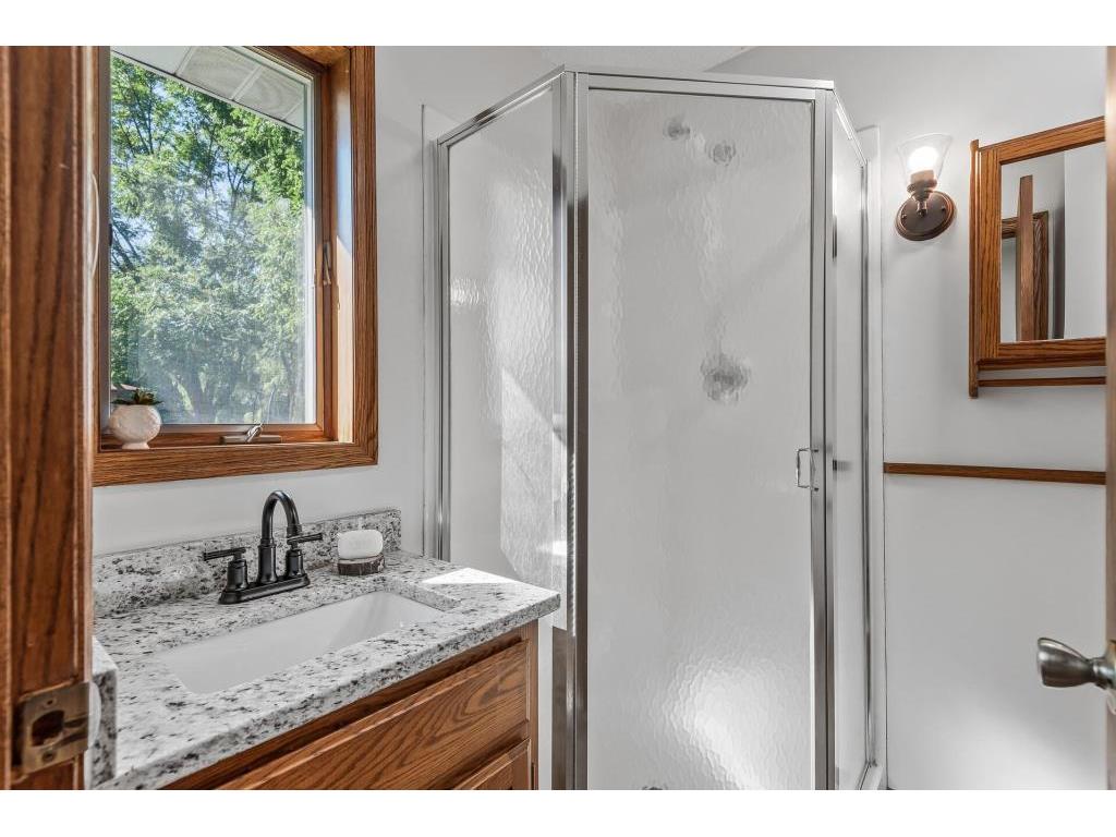 833 Tyrol Lane Shakopee MN 55379 7102990 image18