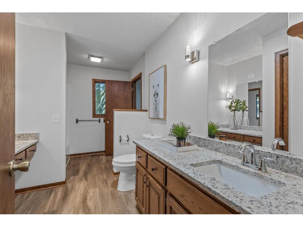 833 Tyrol Lane Shakopee MN 55379 7102990 image24