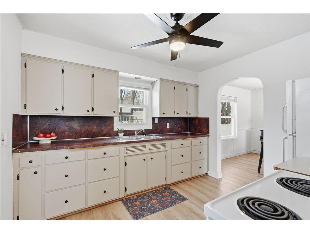 833 Upland Avenue NW Elk River MN 55330 6816297 image17