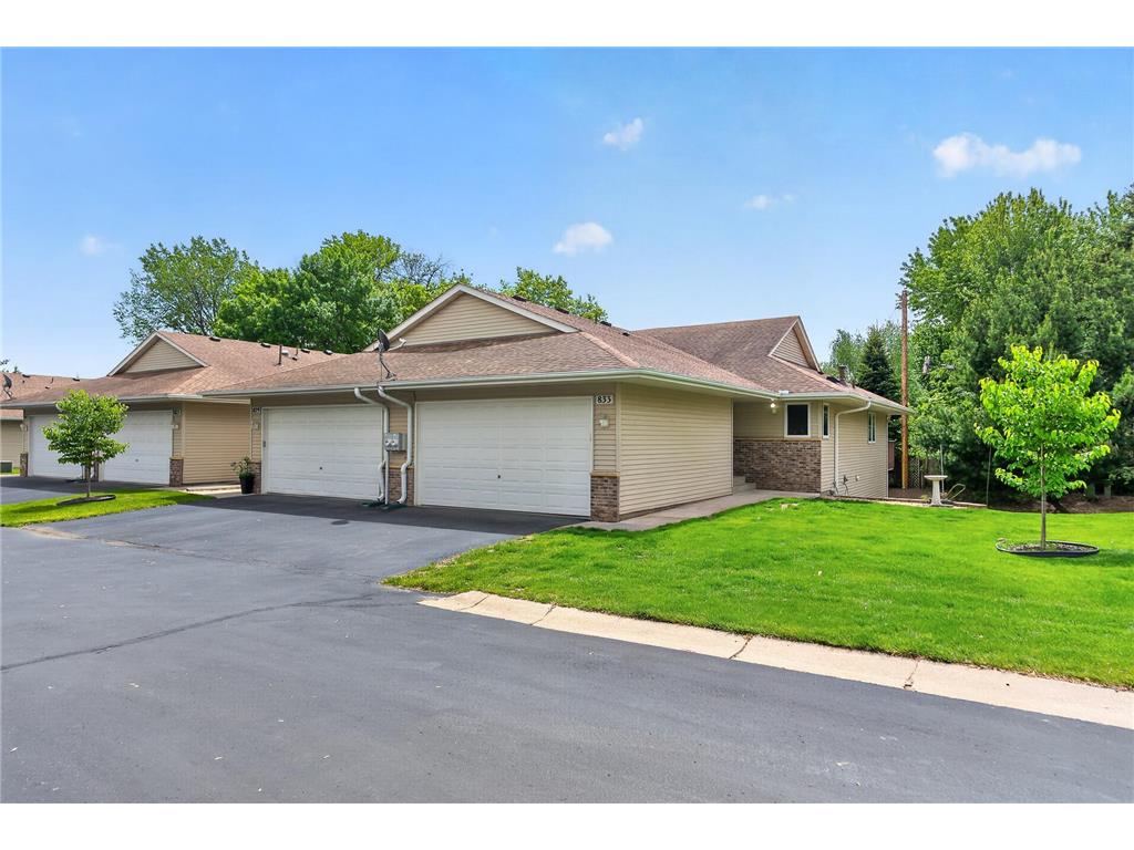 833 White Oak Court New Brighton MN 55112 7078468 image1