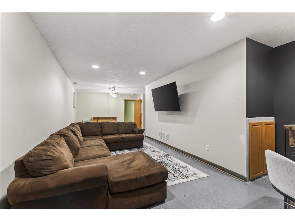 833 White Oak Court New Brighton MN 55112 7078468 image23