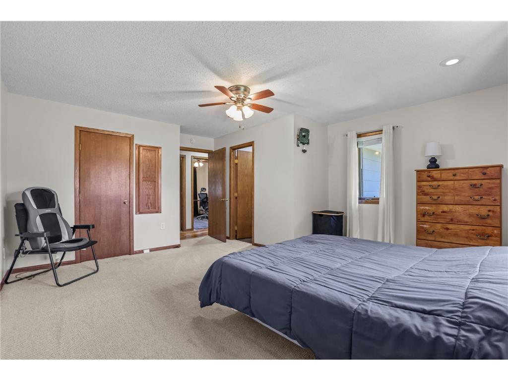 8330 Cleadis Avenue Inver Grove Heights MN 55076 7108460 image15