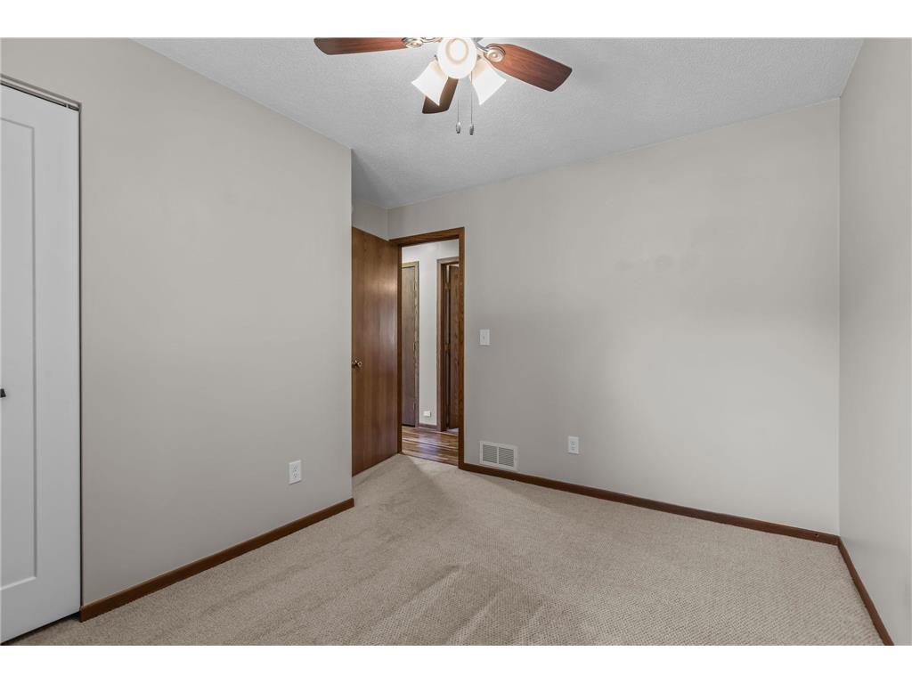 8330 Cleadis Avenue Inver Grove Heights MN 55076 7108460 image21