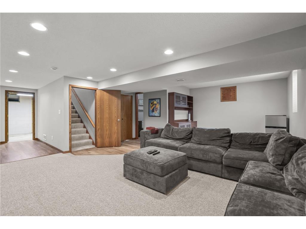 8330 Cleadis Avenue Inver Grove Heights MN 55076 7108460 image22