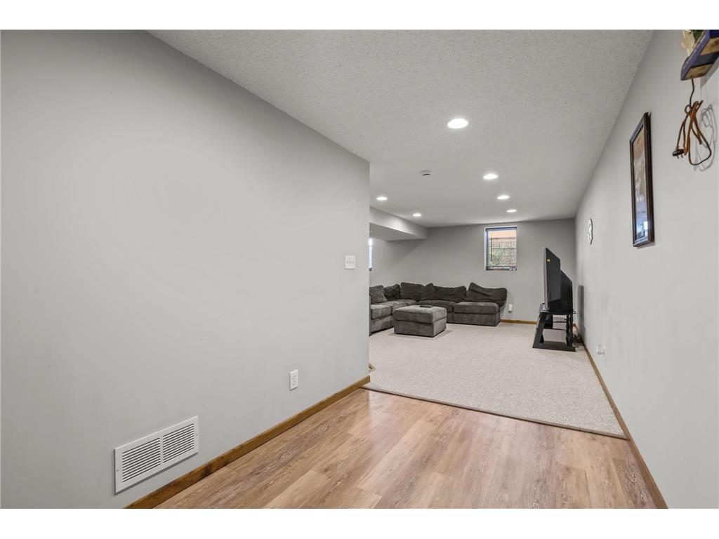 8330 Cleadis Avenue Inver Grove Heights MN 55076 7108460 image27