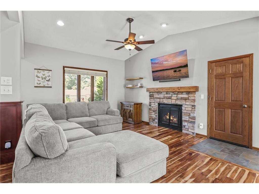 8330 Cleadis Avenue Inver Grove Heights MN 55076 7108460 image4