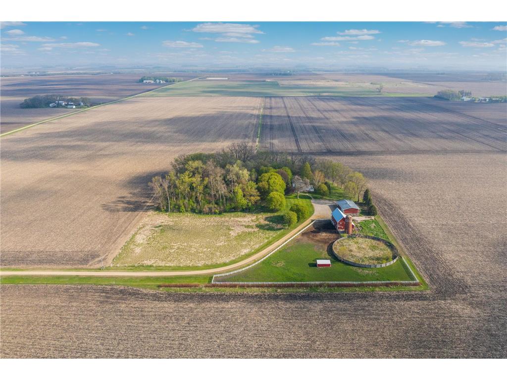 8332 440th Avenue Blue Earth MN 56013 7060944 image2