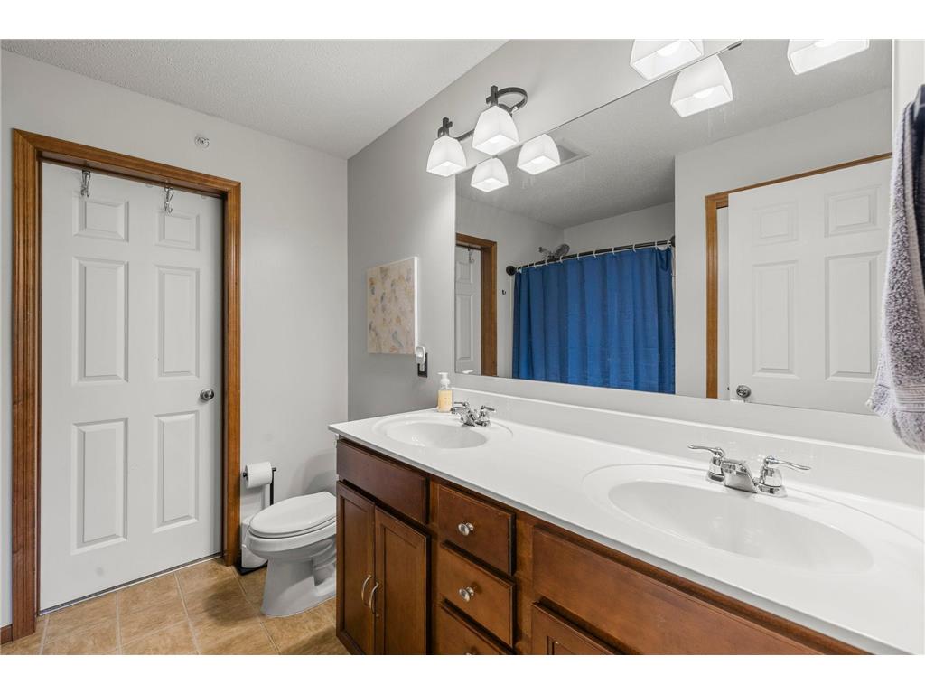 8334 Emery Parkway N #2408 Champlin MN 55316 7086249 image42