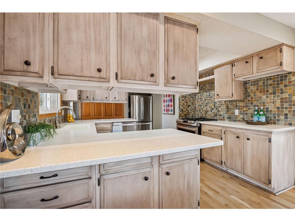 8335 W Bush Lake Road Bloomington MN 55438 7018350 image11