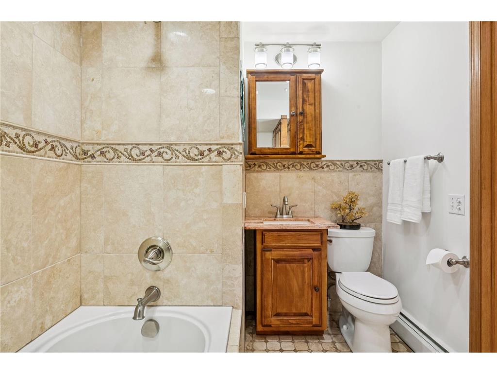 8335 W Bush Lake Road Bloomington MN 55438 7018350 image16