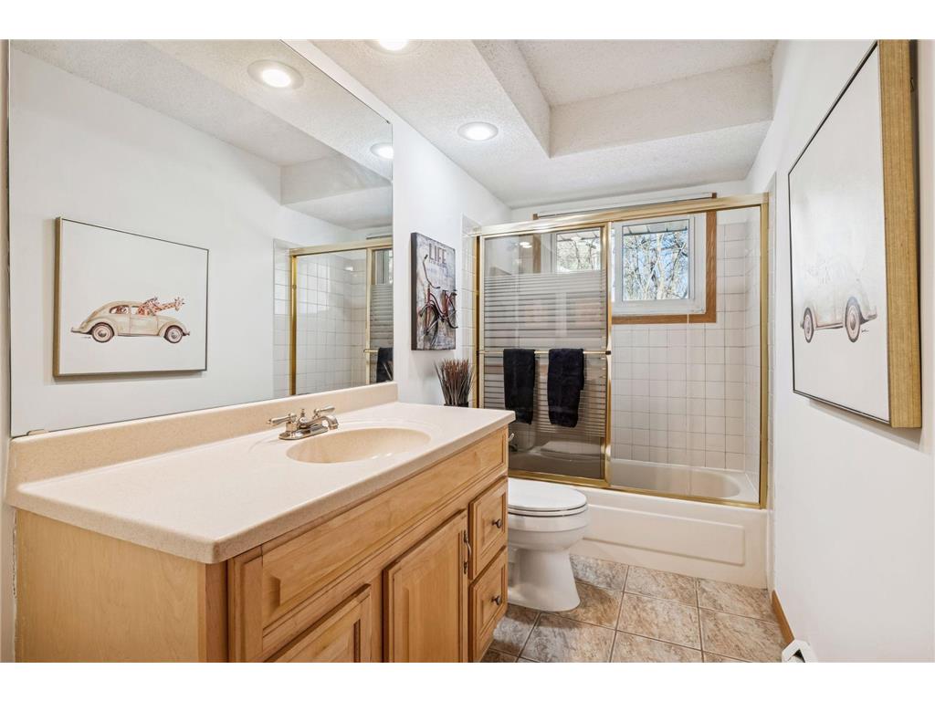 8335 W Bush Lake Road Bloomington MN 55438 7018350 image27