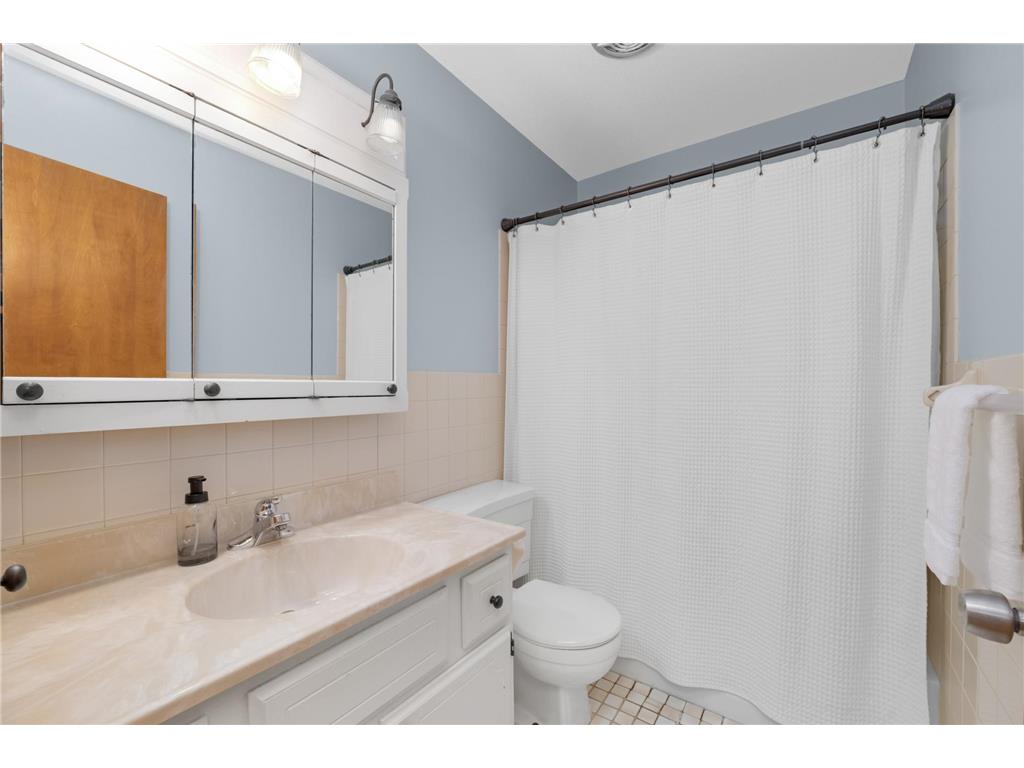 8336 Ewing Road Bloomington MN 55431 7090395 image18