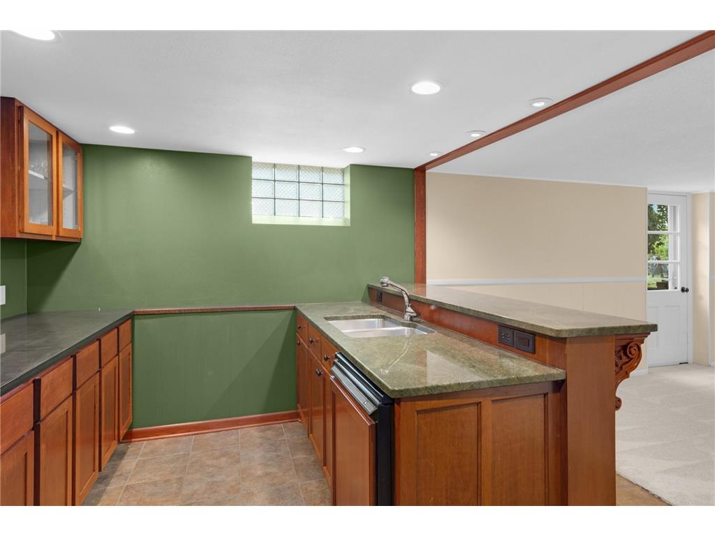 8336 Ewing Road Bloomington MN 55431 7090395 image24