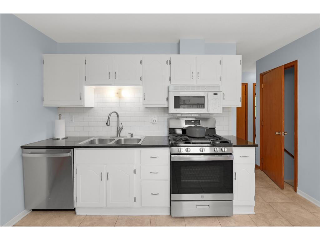 8336 Ewing Road Bloomington MN 55431 7090395 image9