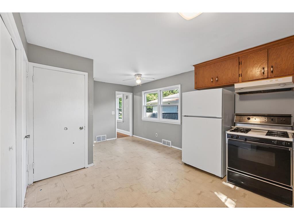 834 Iroquois Avenue Saint Paul MN 55119 7079701 image14